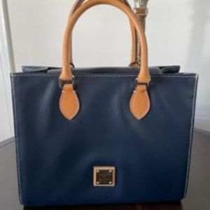 SOLD Dooney & Bourke Janine Tote NEW